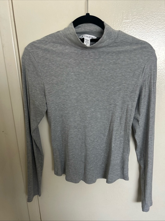 Athleta Tops - Athleta Light Heather Gray Long Sleeve Mock Neck Top
